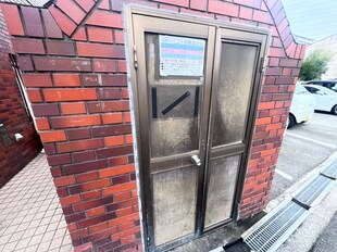 川辺辻岡マンションの物件外観写真